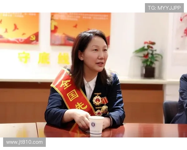 西安篮球队在联合会杯中的拼搏历程与荣耀时刻回顾 西安篮球队在联合会杯中的拼搏历程与荣耀时刻回顾